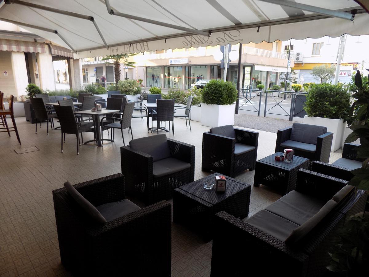 Hotel Udinese Da Aldo Езоло Экстерьер фото