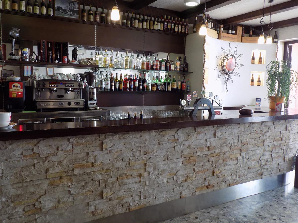 Hotel Udinese Da Aldo Езоло Экстерьер фото
