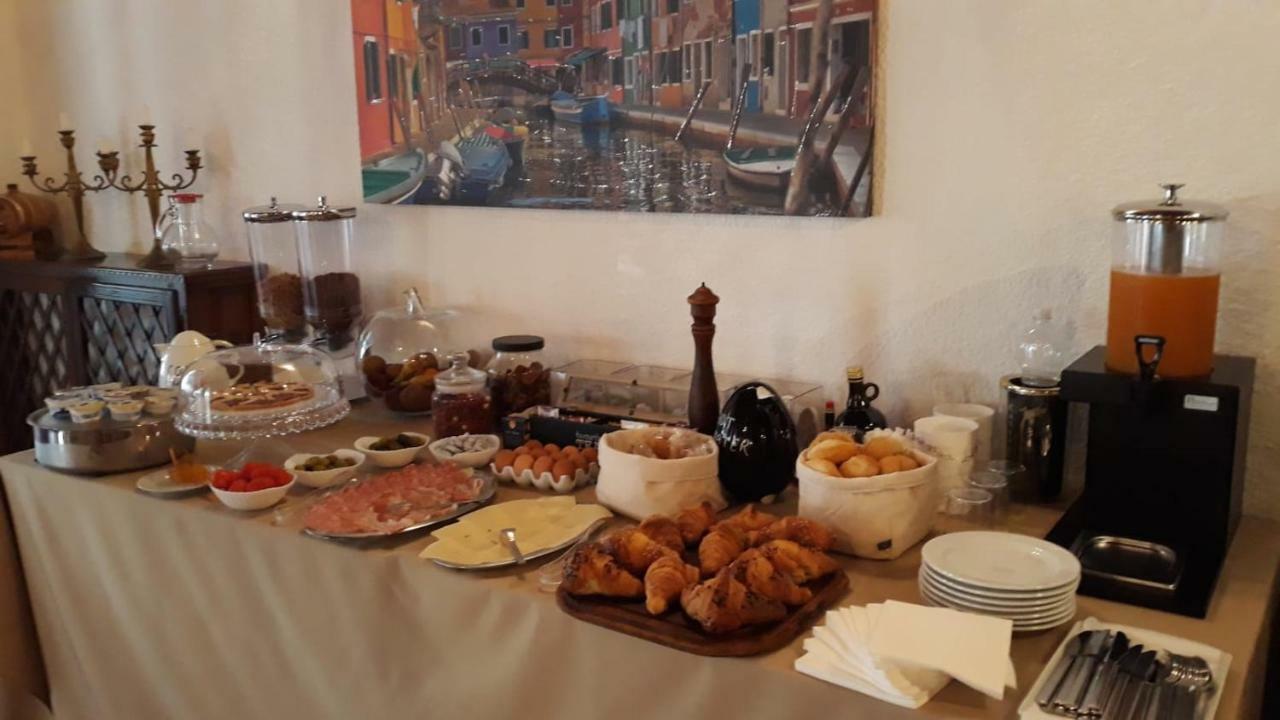 Hotel Udinese Da Aldo Езоло Экстерьер фото